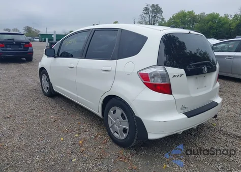 2013 Honda Fit из США, поврежденный, VIN JHMGE8H38DC056915